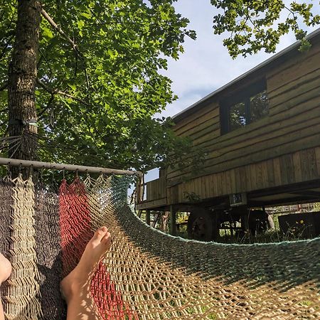 La Roulotte Tiny House Du Mond'Ideal Leval  Exterior photo