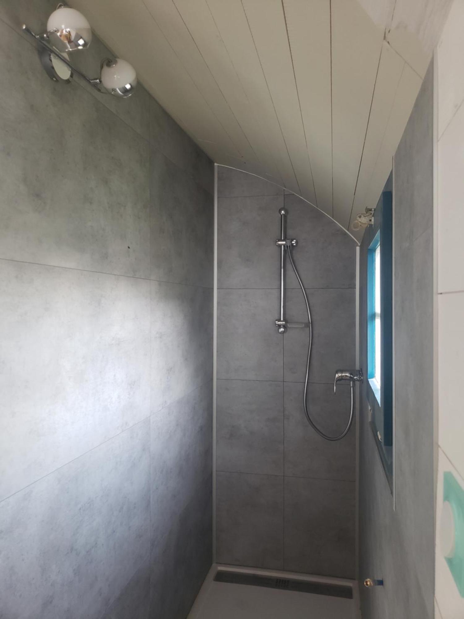 La Roulotte Tiny House Du Mond'Ideal Leval  Exterior photo